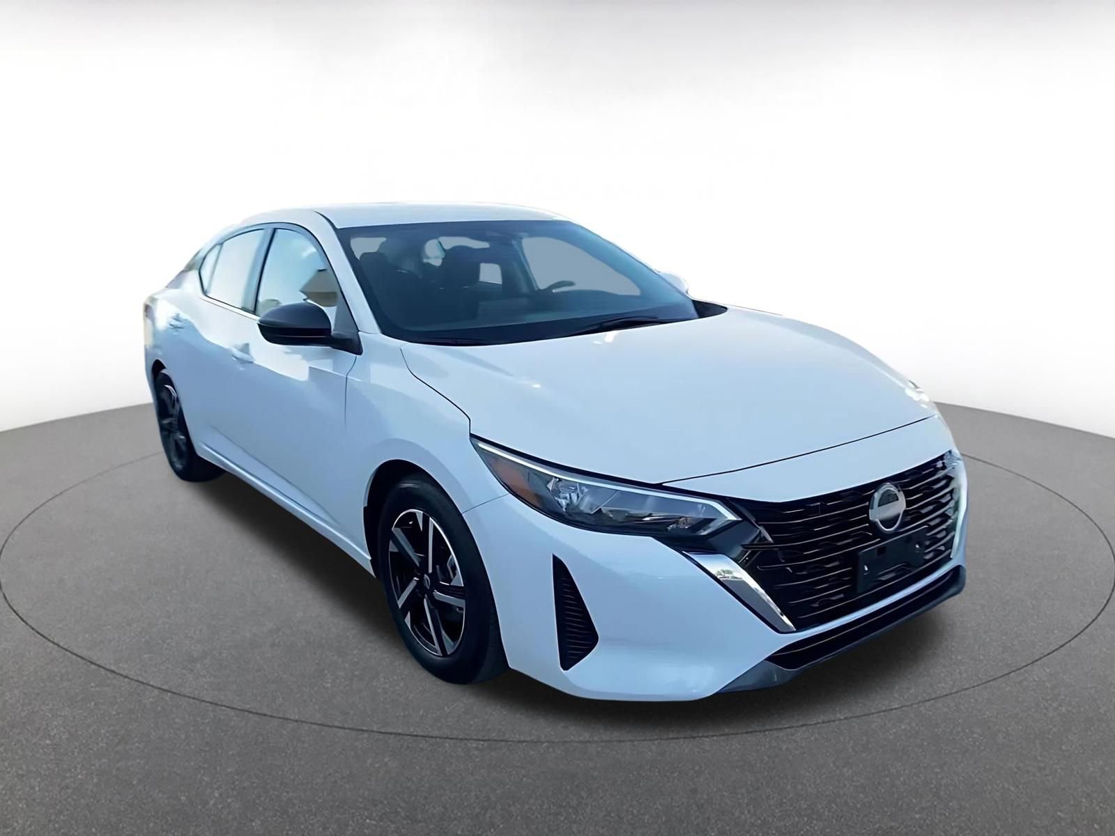Used 2024 Nissan Sentra SV FWD image 3