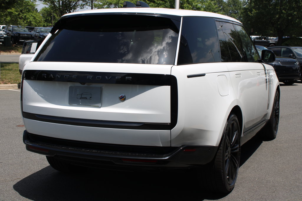 New 2026 Land Rover Range Rover SE AWD/4WD image 7