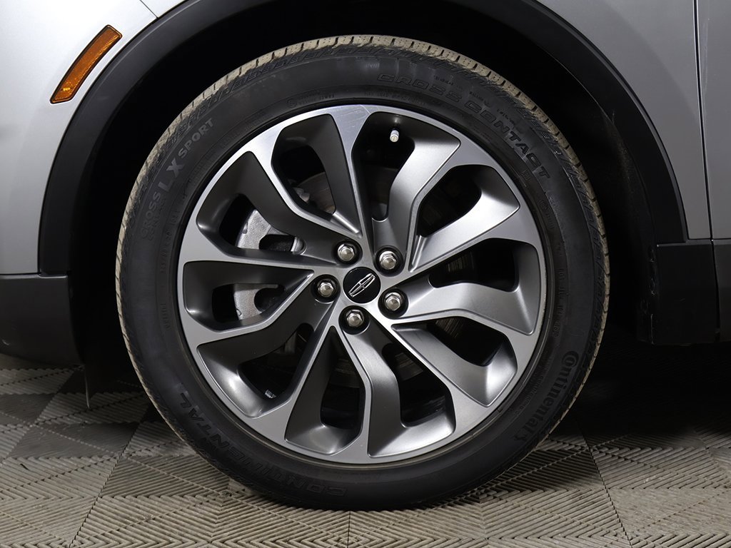 Used 2023 Lincoln Nautilus Reserve image 25