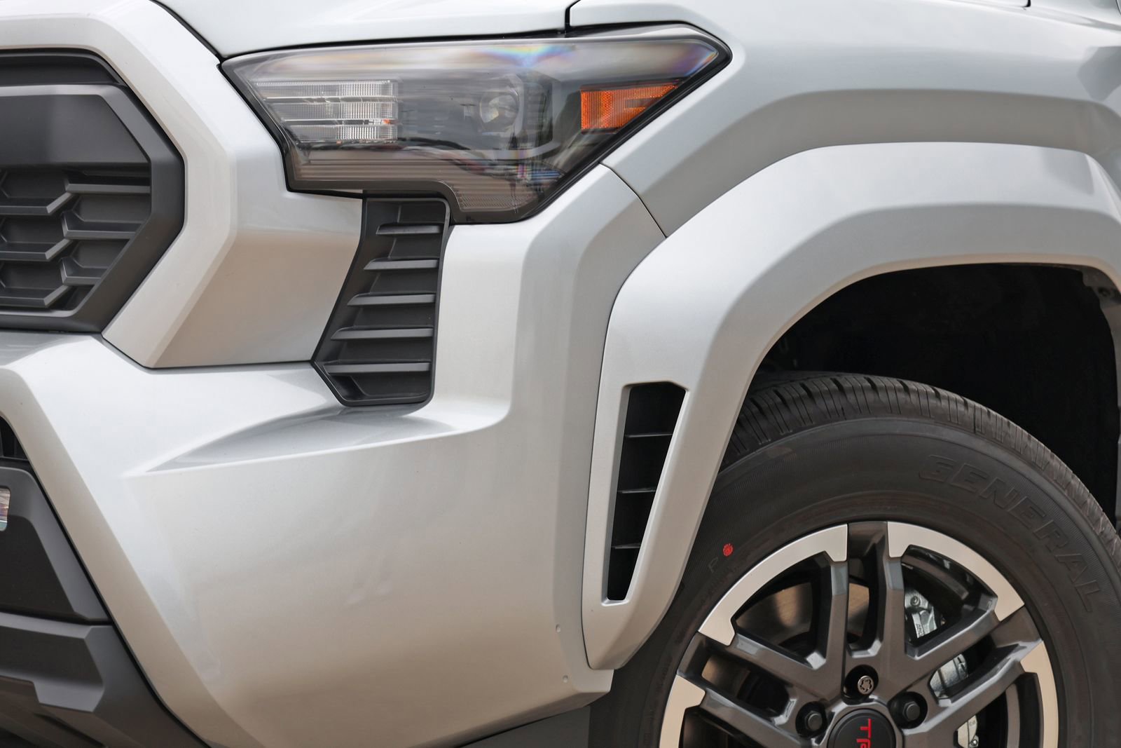 New 2026 Toyota Tacoma TRD Sport RWD image 10