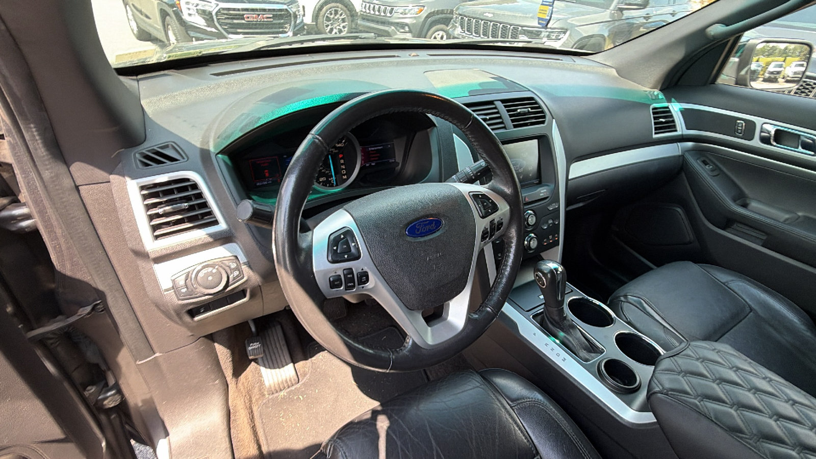 Used 2013 Ford Explorer XLT FWD image 29