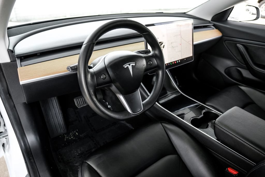 Used 2019 Tesla Model 3 Long Range AWD/4WD image 2