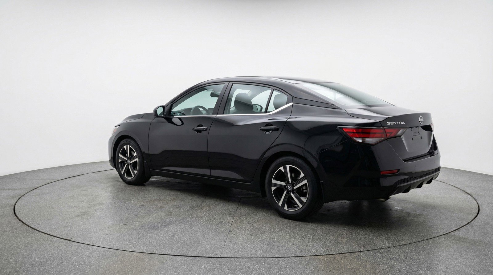 Used 2025 Nissan Sentra SV image 6