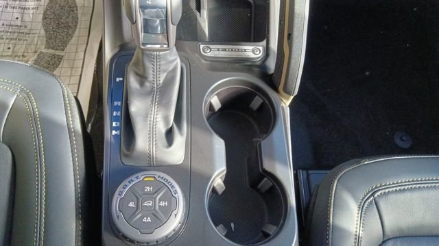 New 2025 Ford Bronco Badlands image 23