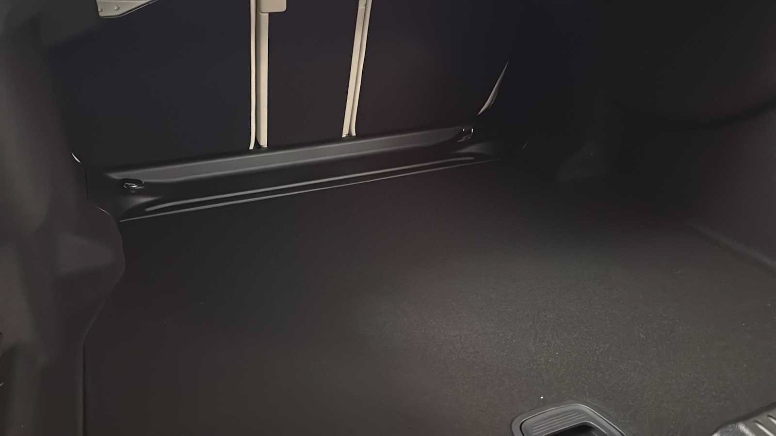 New 2027 Mercedes-Benz E 350 4MATIC Sedan image 33