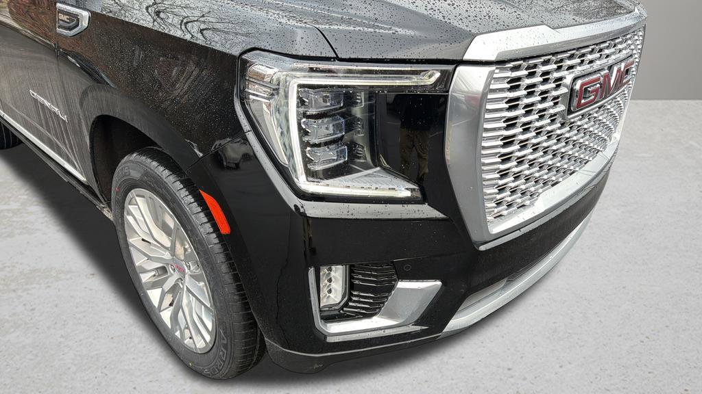 Used 2023 GMC Yukon Denali image 10