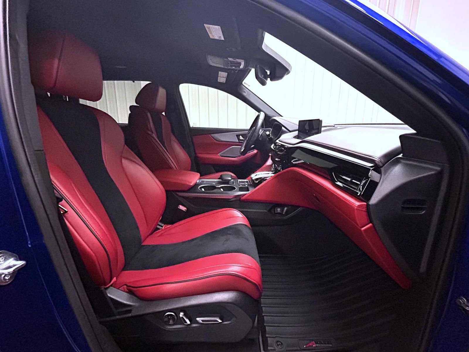 Used 2022 Acura MDX A-Spec image 15