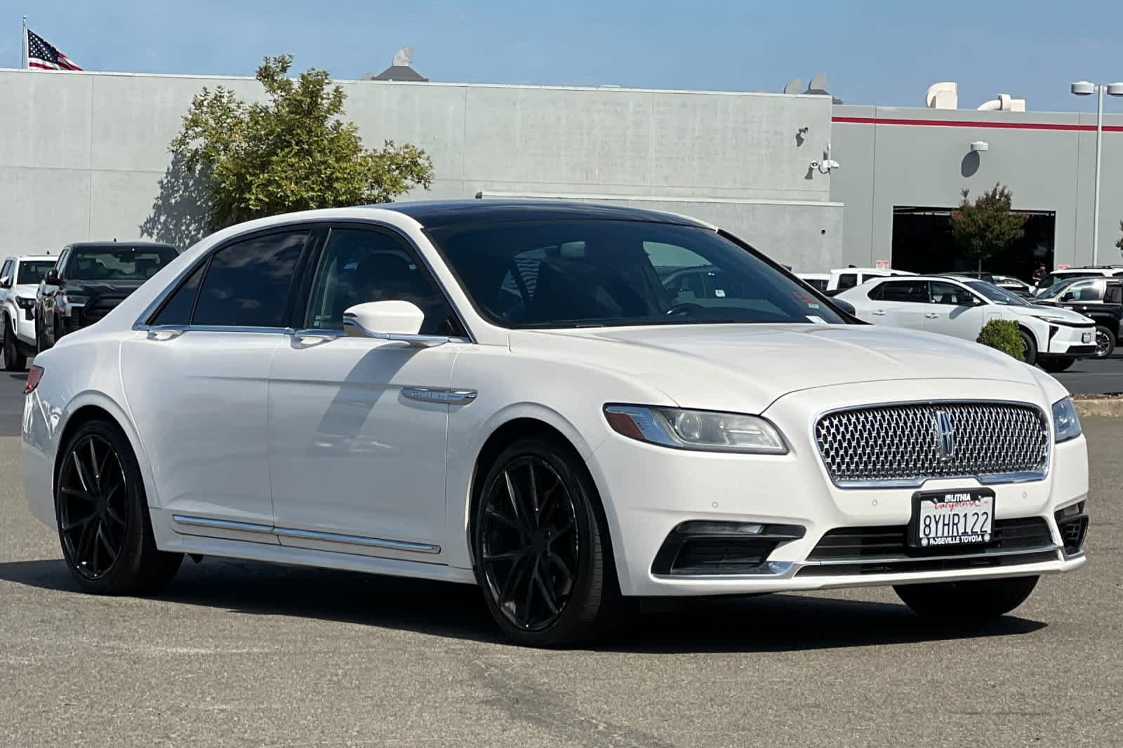 Used 2018 Lincoln Continental Reserve w/ Continental Climate Package AWD/4WD image 5