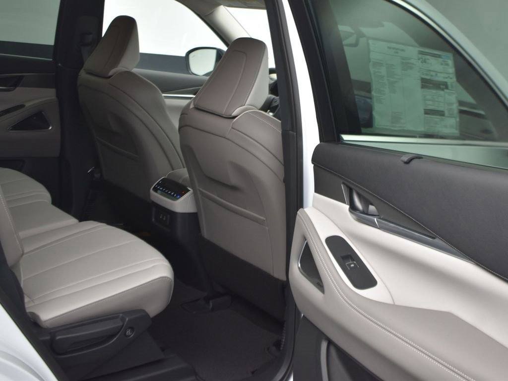 New 2026 INFINITI QX60 Luxe w/ Cargo Package image 18