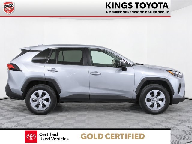 Certified 2025 Toyota RAV4 LE AWD/4WD image 9