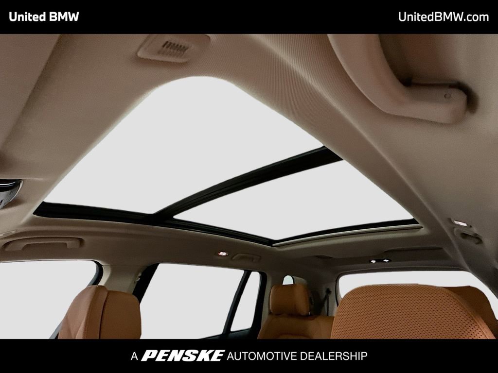Certified 2025 BMW X7 xDrive40i AWD/4WD image 12