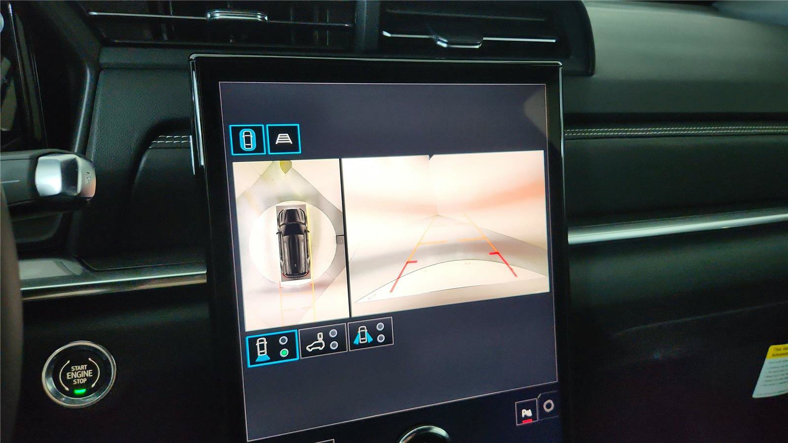 Used 2026 GMC Terrain Elevation w/ Technology Package II FWD image 25
