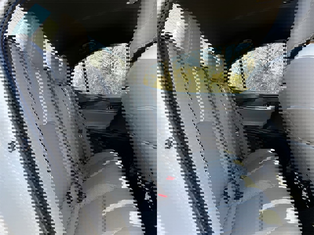 Used 2025 Toyota Camry SE image 26