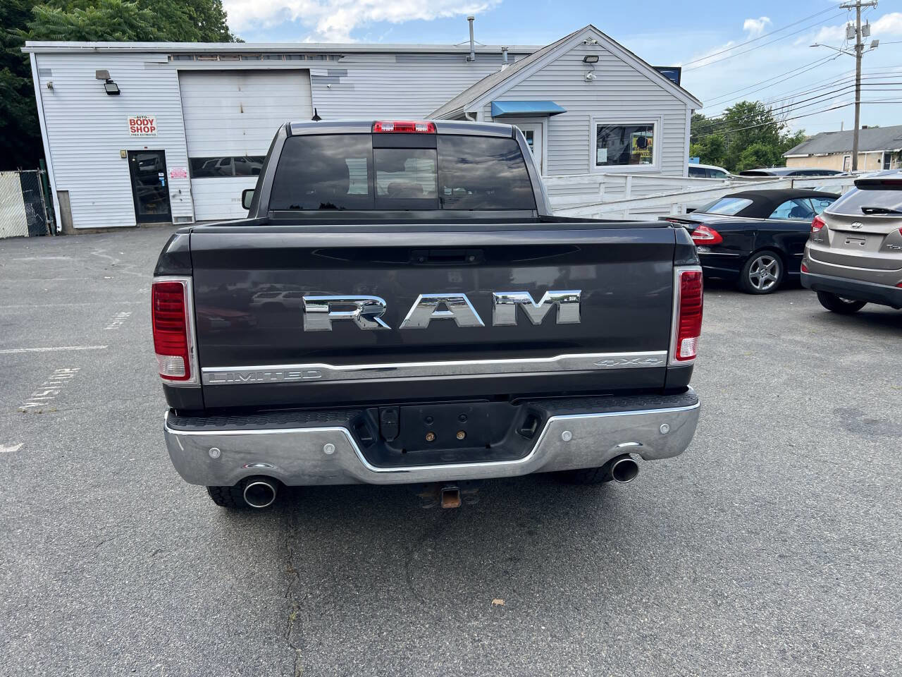 Used 2016 RAM 1500 Limited image 7