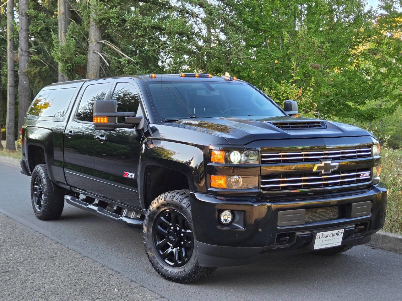 Used 2017 Chevrolet Silverado 2500 LT w/ Midnight Edition image 3