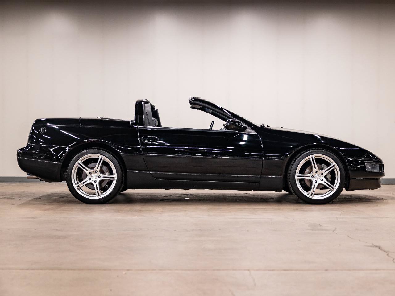 Used 1994 Nissan 300ZX Convertible RWD image 8
