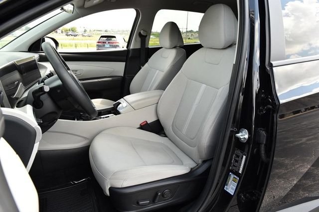 Used 2025 Hyundai Tucson SEL AWD/4WD image 19