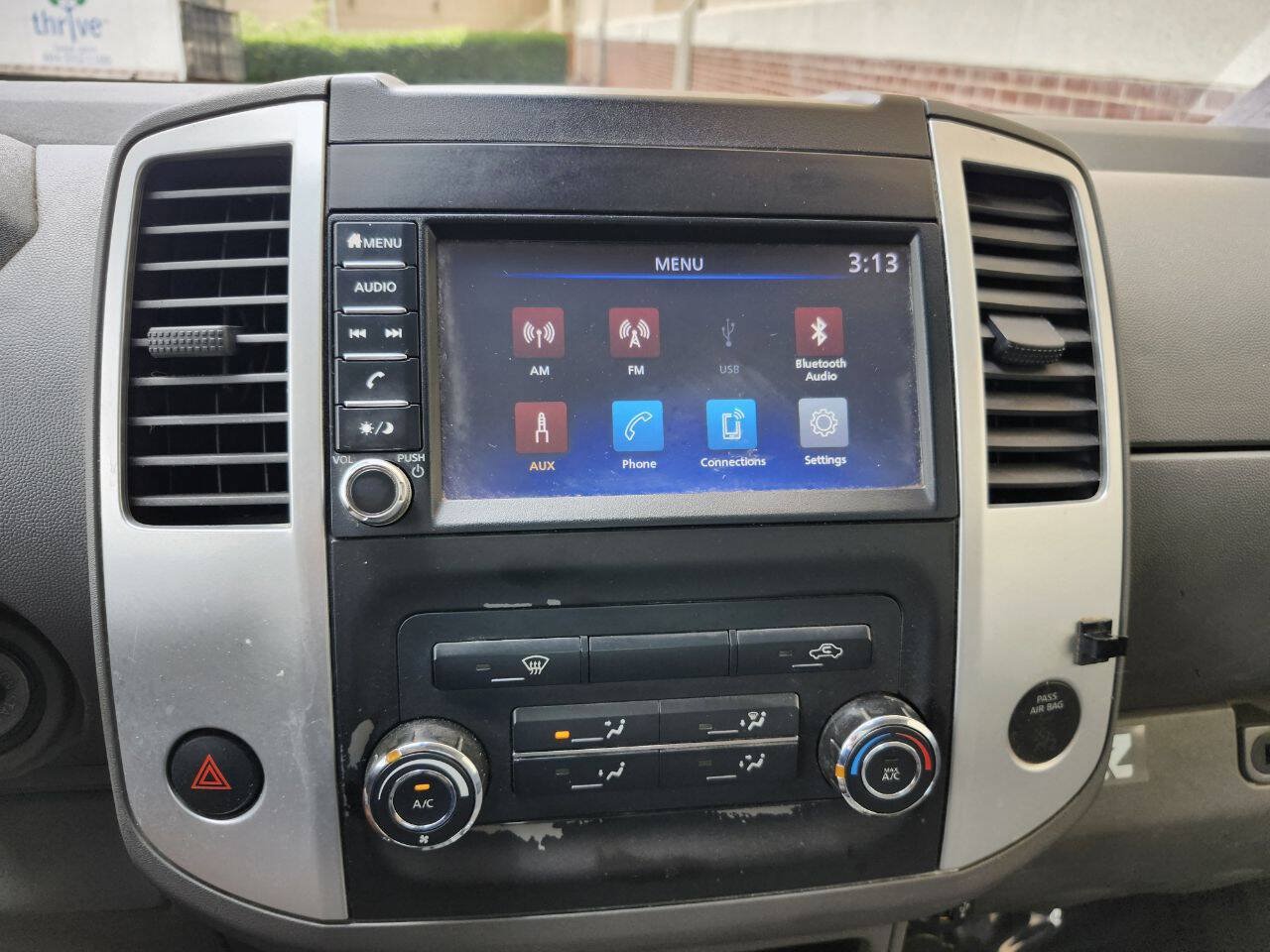 Used 2019 Nissan Frontier SV RWD image 12