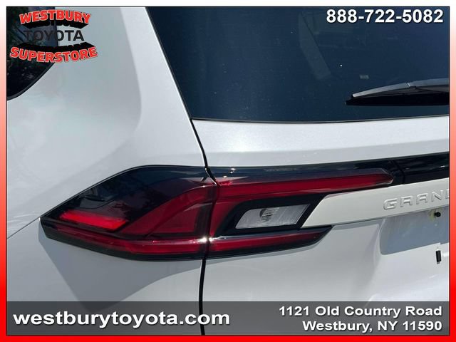 Used 2026 Toyota Grand Highlander AWD Hybrid image 13