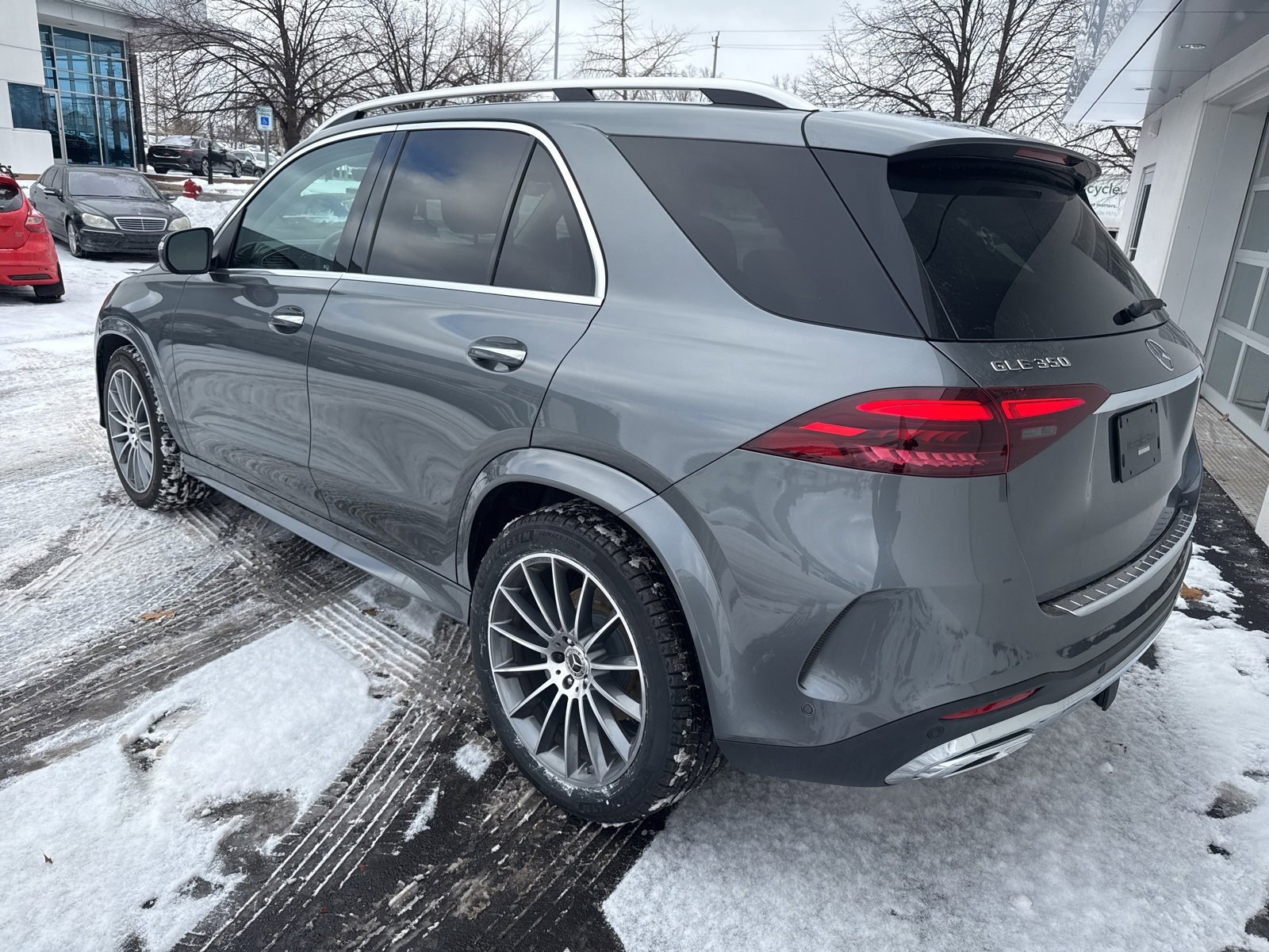 Certified 2025 Mercedes-Benz GLE 350 4MATIC image 6