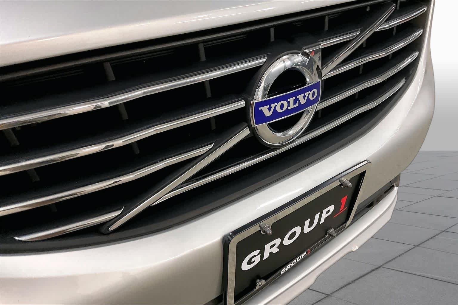 Used 2016 Volvo XC60 T5 Premier w/ Proximity Package AWD/4WD image 29