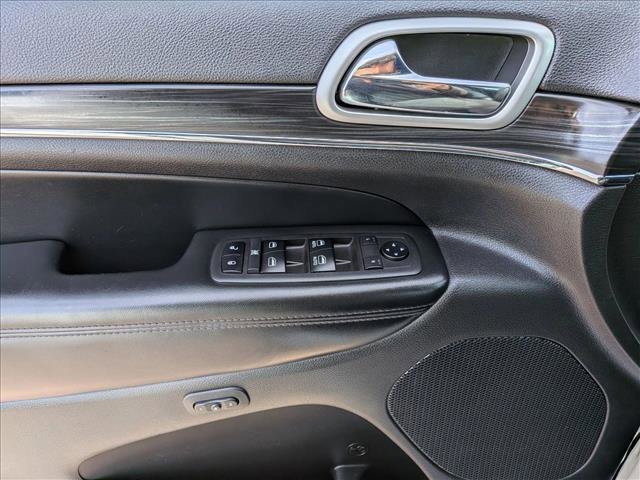 Used 2019 Jeep Grand Cherokee Limited image 15
