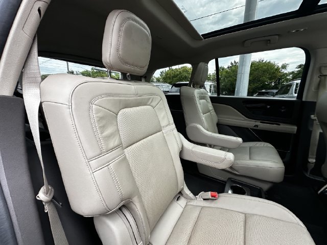 Certified 2023 Lincoln Aviator Grand Touring w/ Equipment Group 301A AWD/4WD image 39