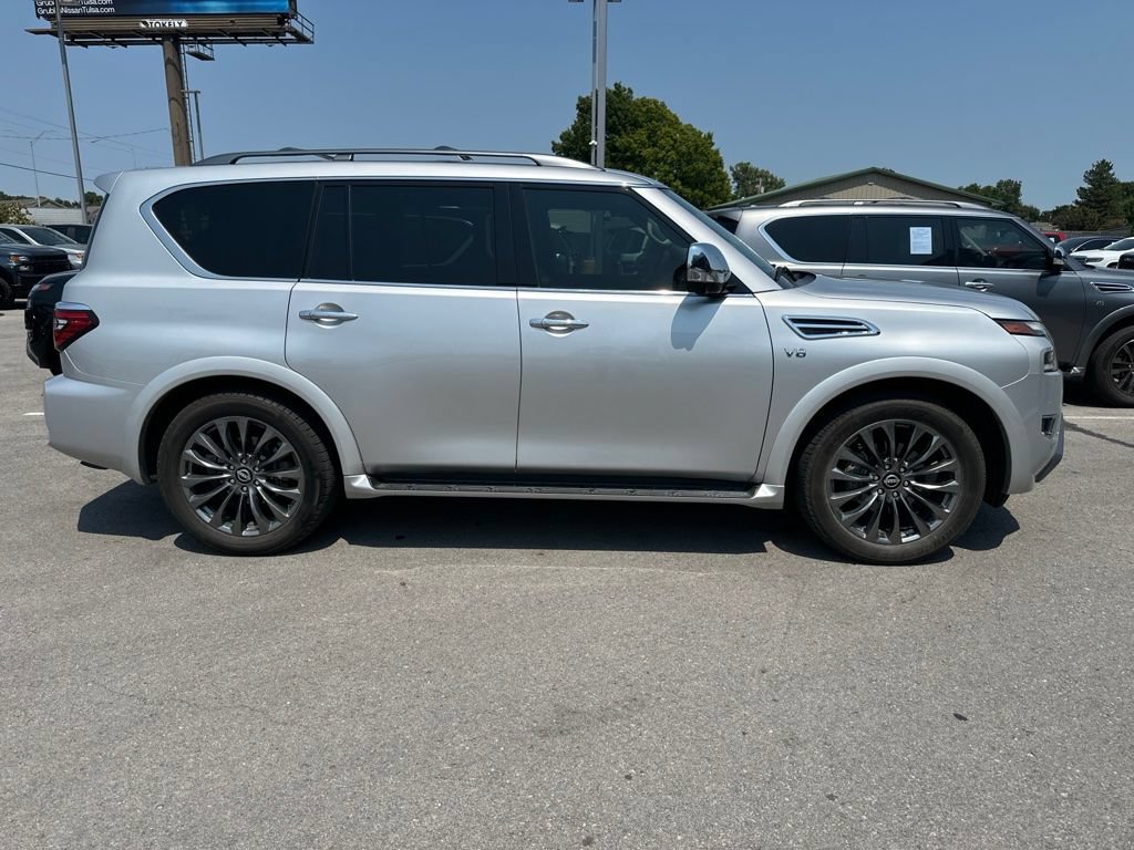 Used 2021 Nissan Armada Platinum RWD image 4