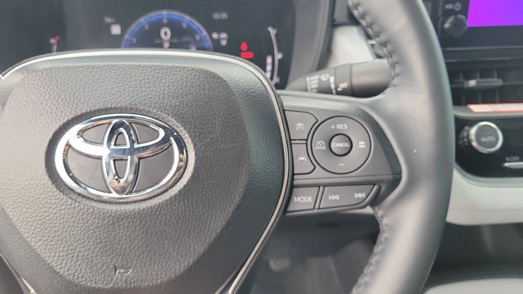 Used 2026 Toyota Corolla SE FWD image 19