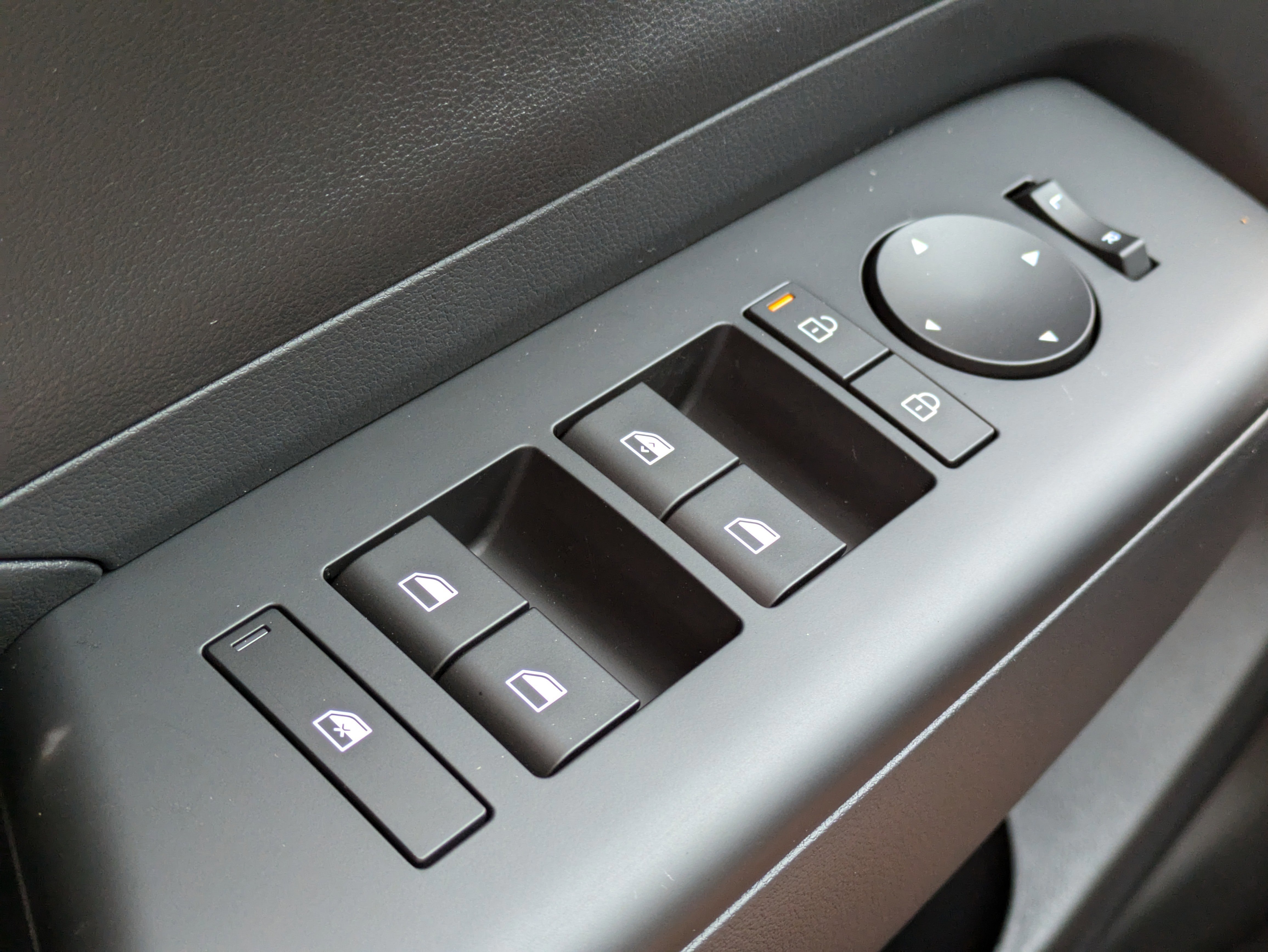 New 2026 Hyundai Kona SE image 21