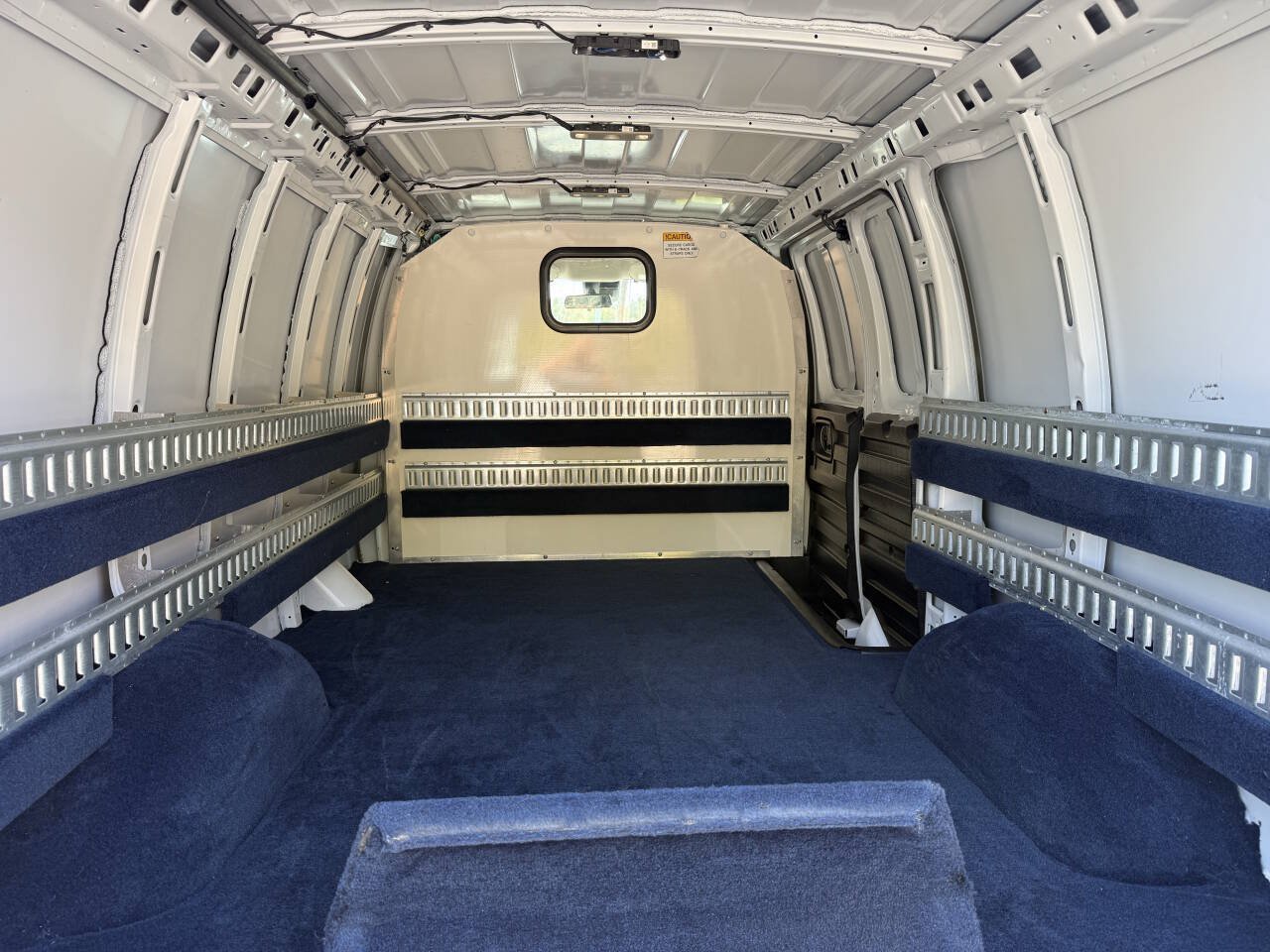 Used 2021 Chevrolet Express 2500 RWD image 5