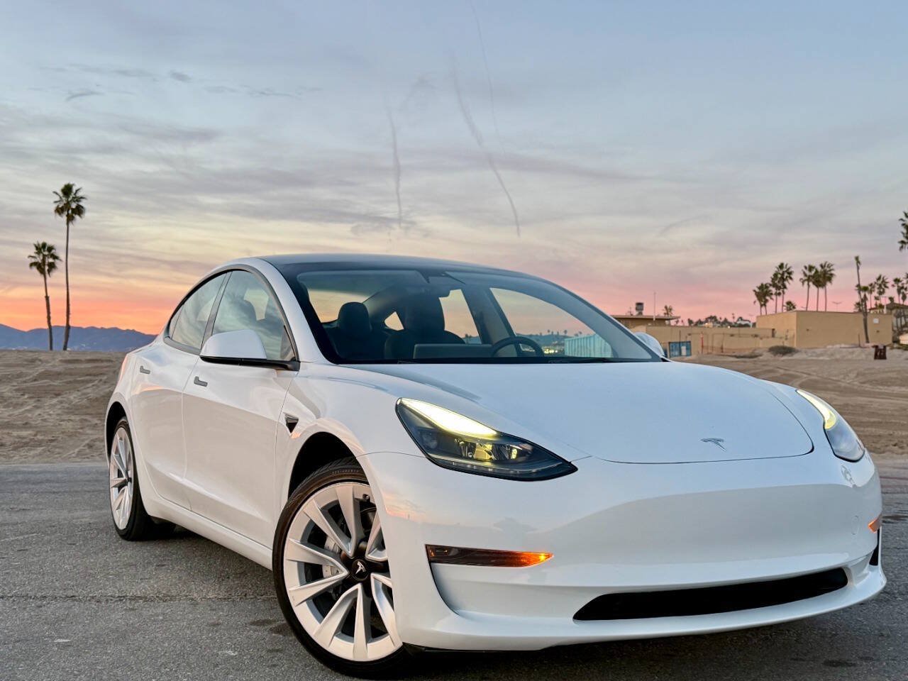 Used 2023 Tesla Model 3 Standard Range RWD image 6