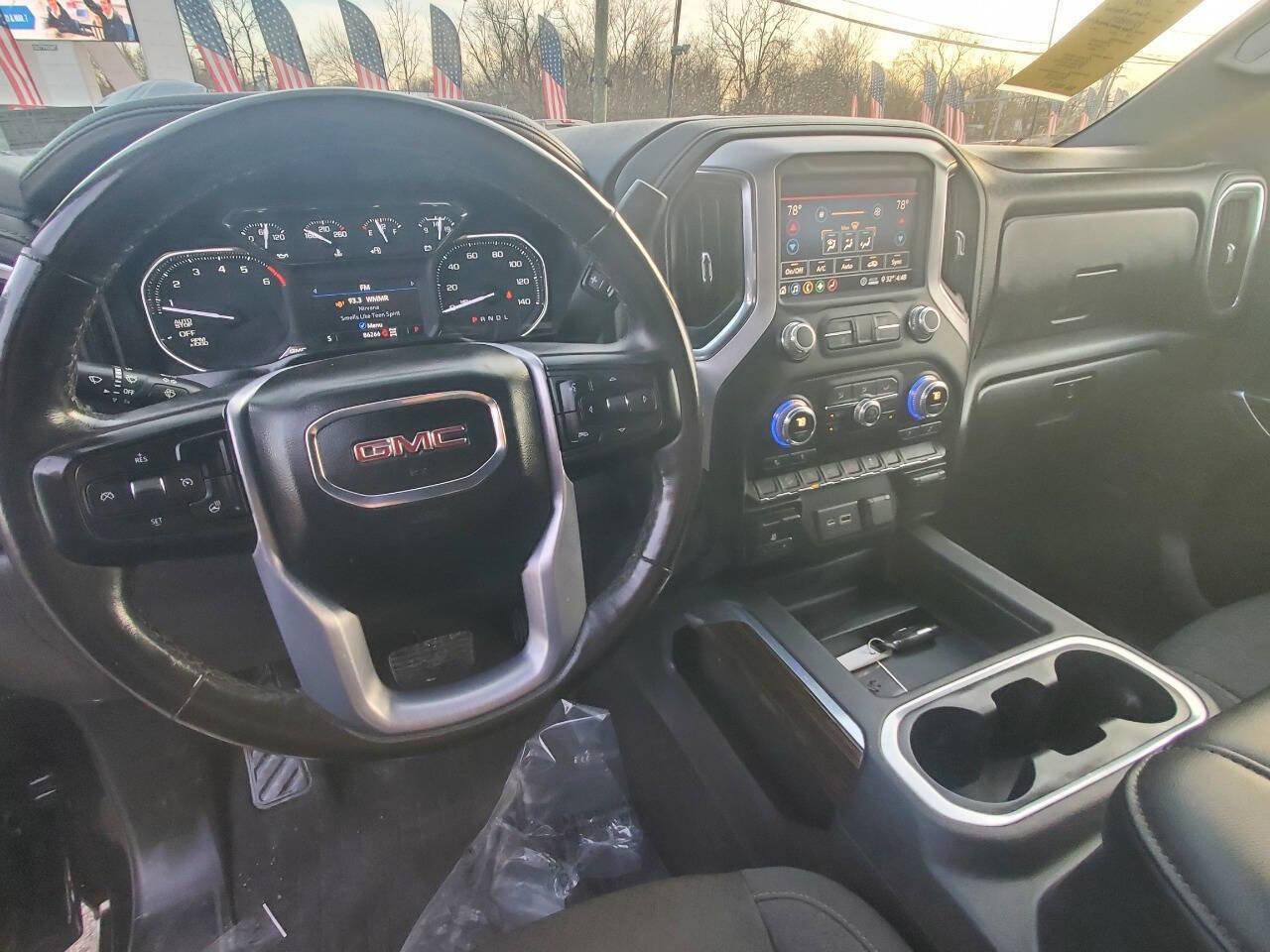 Used 2020 GMC Sierra 1500 Elevation w/ Elevation Value Package AWD/4WD image 7
