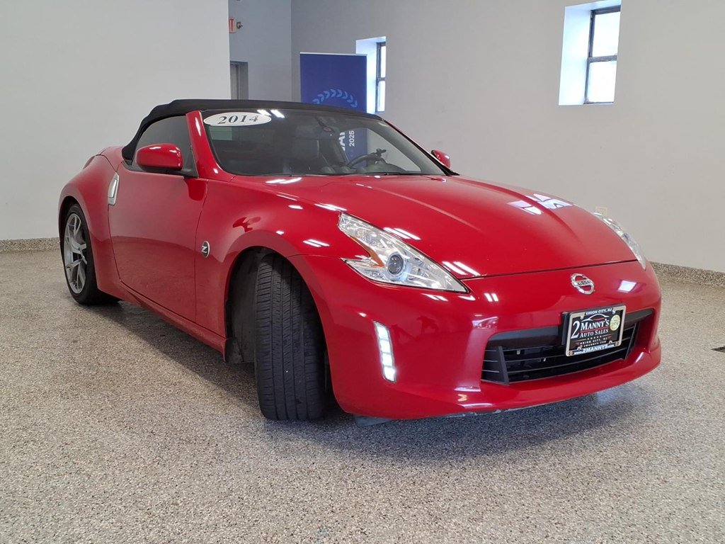 Used 2014 Nissan 370Z Touring Roadster w/ Sport Pkg w/ Sport Package RWD image 3