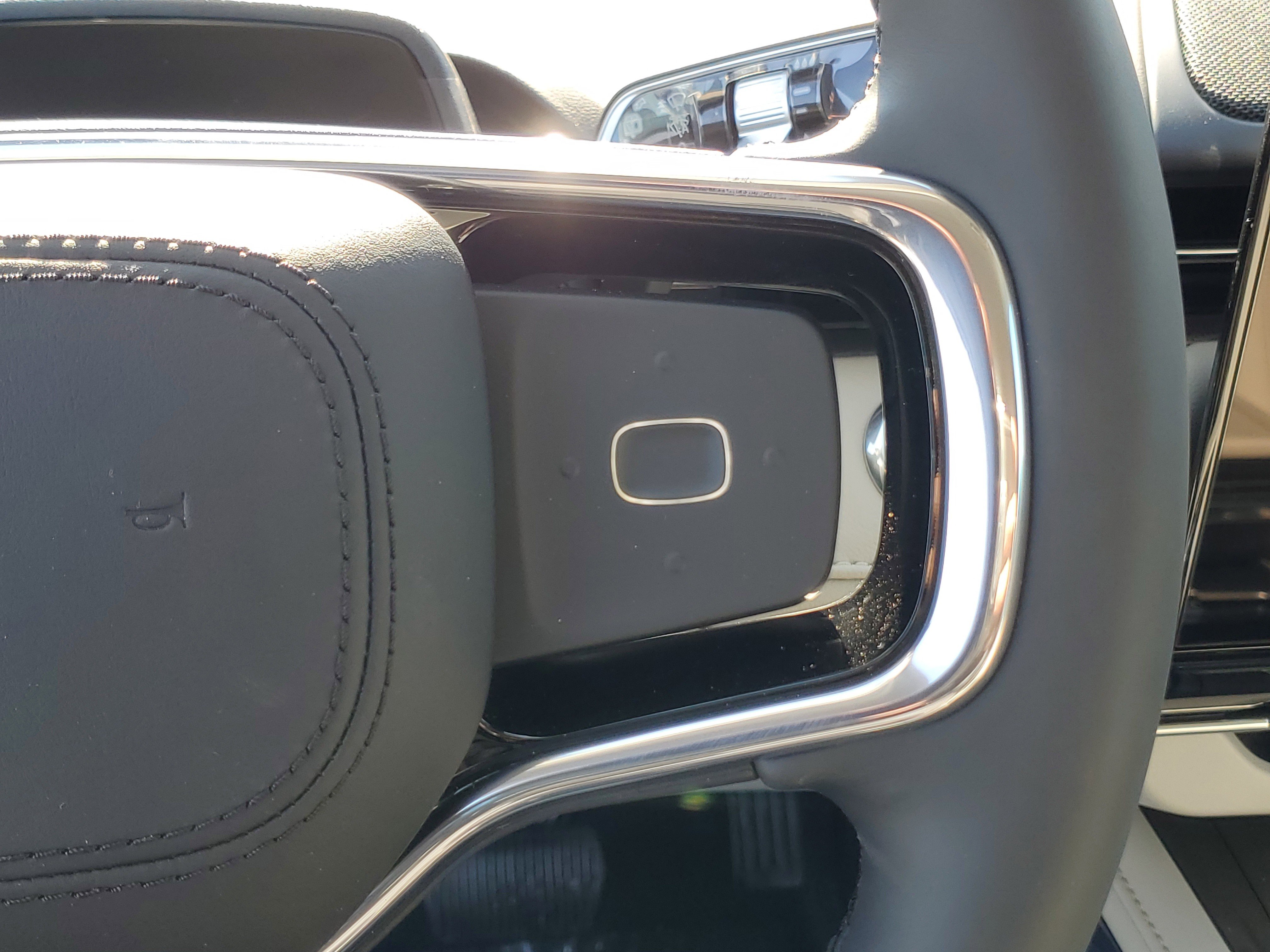 New 2026 Lincoln Nautilus Premier image 17