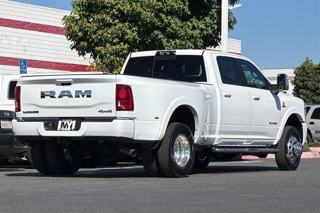 New 2027 RAM 3500 Laramie AWD/4WD image 3