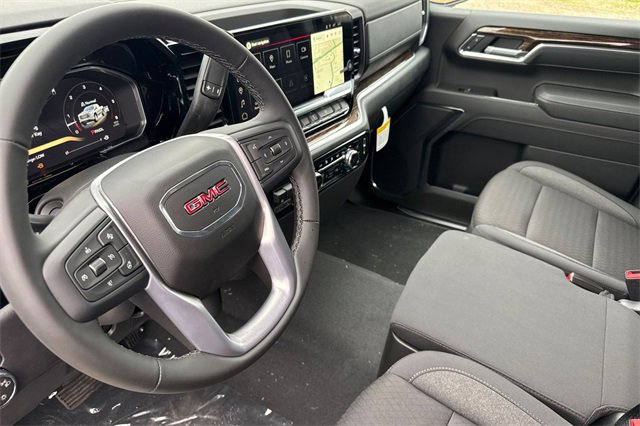 New 2026 GMC Sierra 1500 SLE w/ Preferred Package image 10