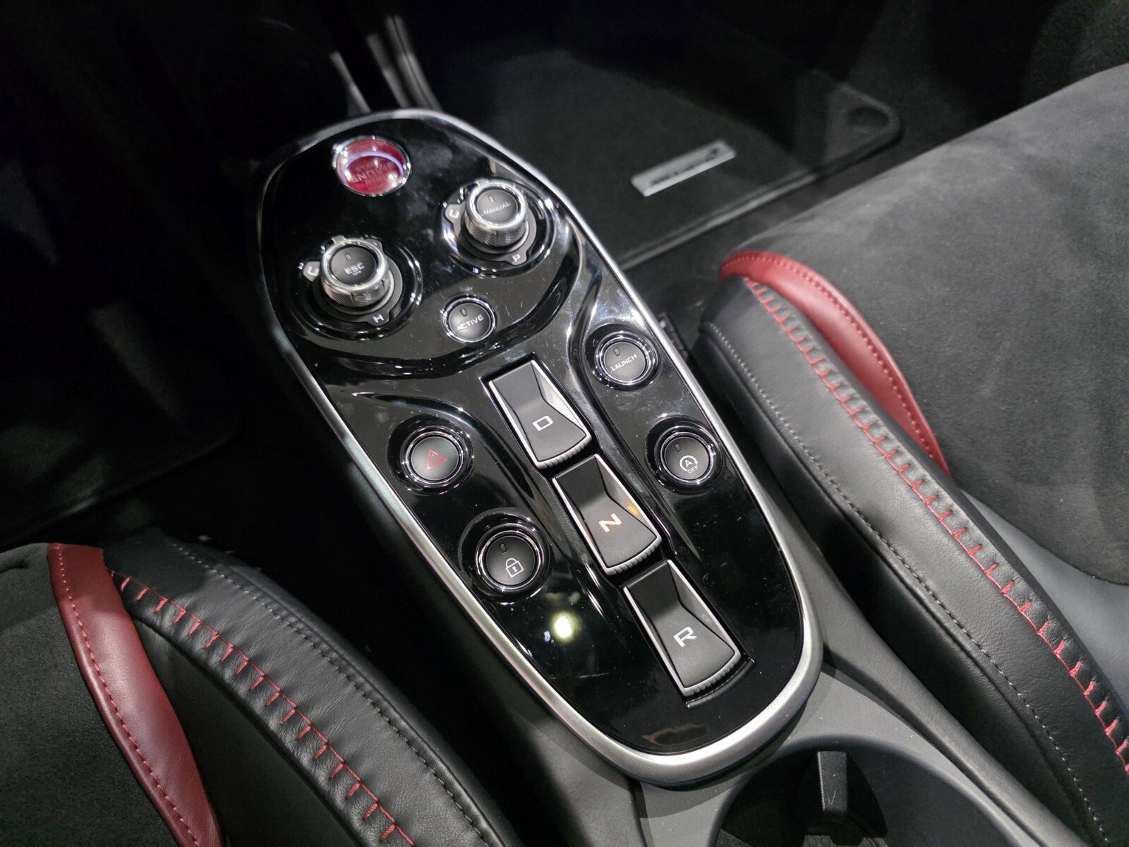 Used 2023 McLaren GT image 16