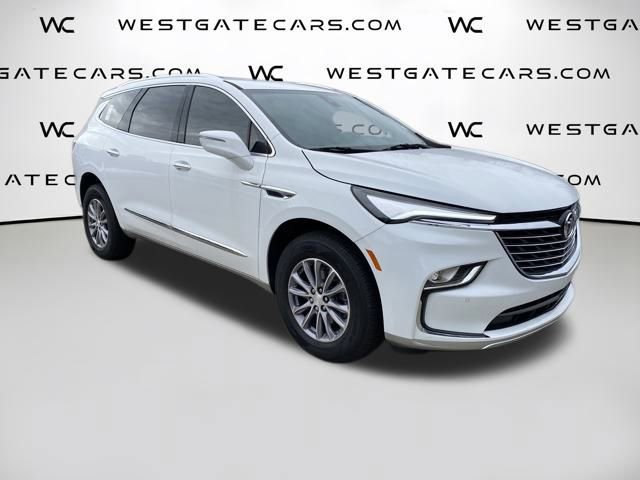 Used 2022 Buick Enclave Essence image 25