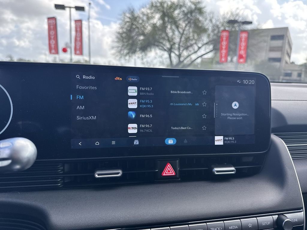 Used 2025 Hyundai Ioniq 5 SEL image 26
