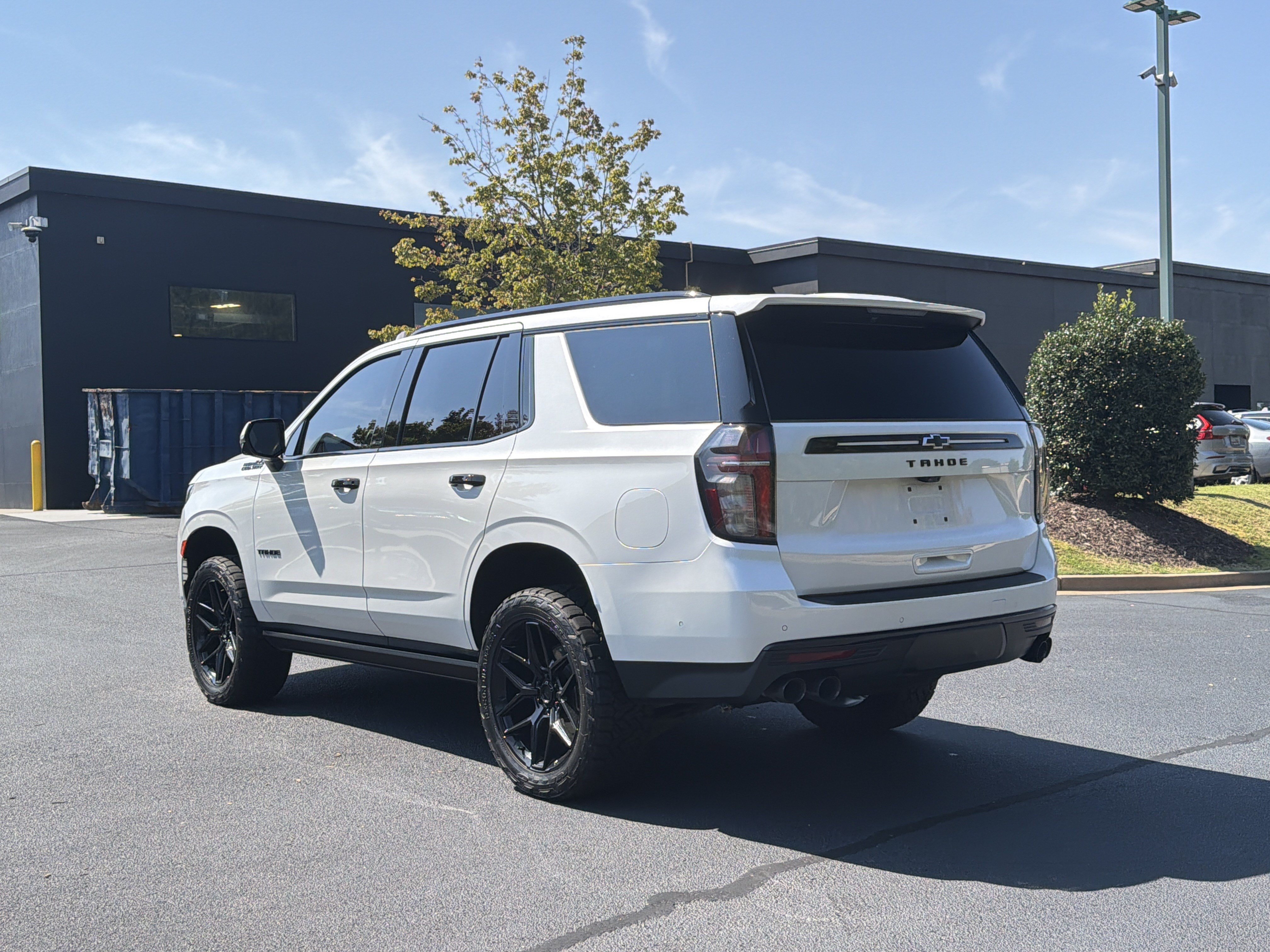 Used 2023 Chevrolet Tahoe High Country w/ Advanced Technology Package AWD/4WD image 14