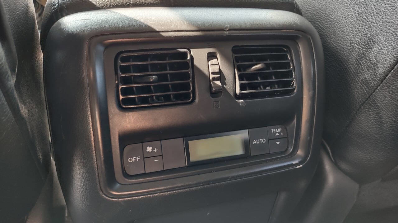 Used 2017 Nissan Pathfinder S image 33