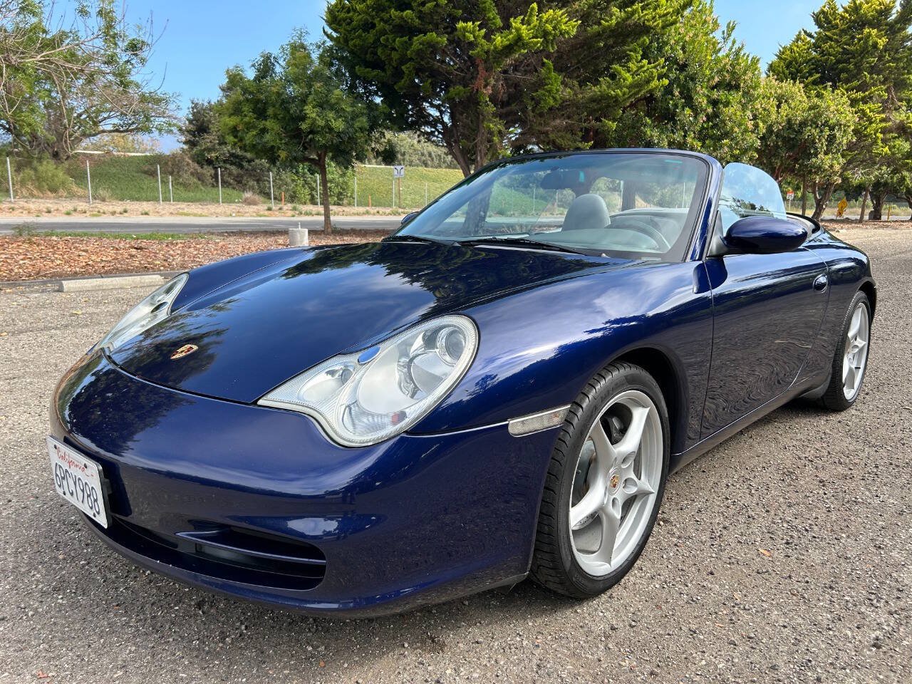 Used 2003 Porsche 911 Carrera 4 AWD/4WD image 2