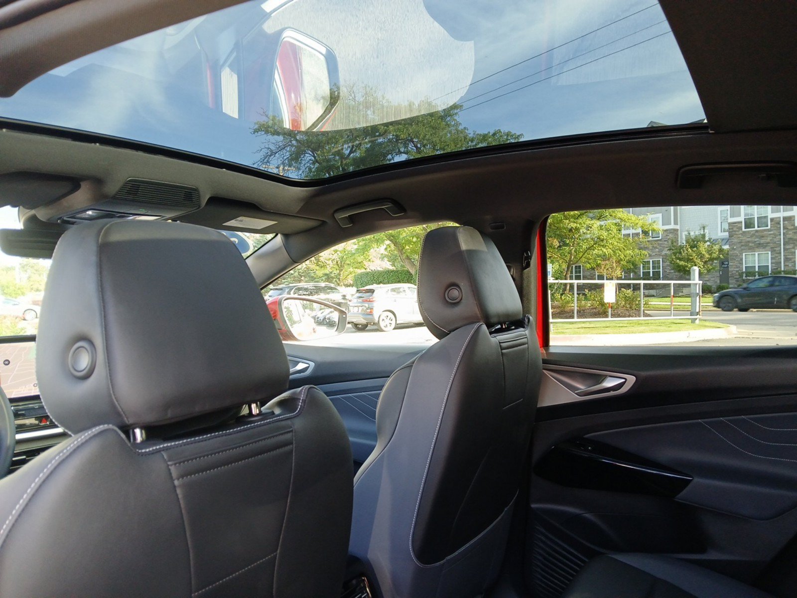 Certified 2023 Volkswagen ID.4 Pro S AWD/4WD image 19