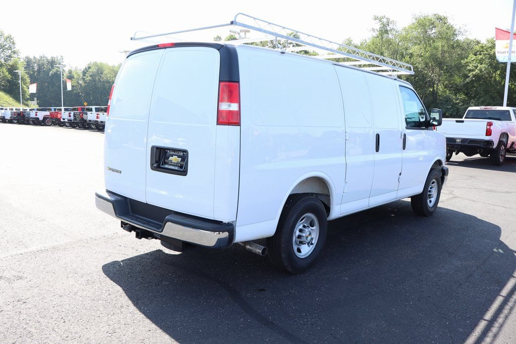 New 2025 Chevrolet Express 2500 w/ Driver Convenience Package RWD image 28