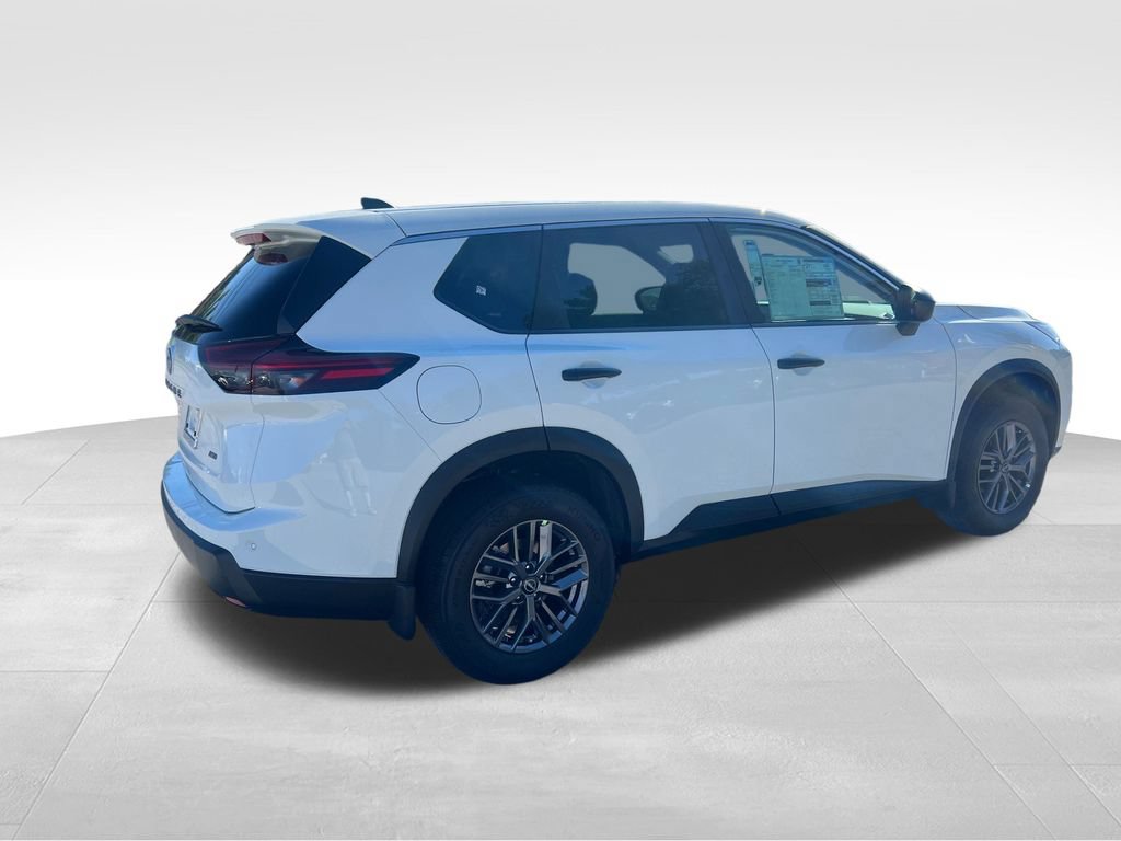 Certified 2026 Nissan Rogue S AWD/4WD image 5