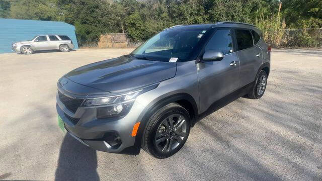 Used 2023 Kia Seltos S image 4