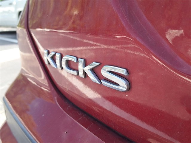 Used 2023 Nissan Kicks SV image 7