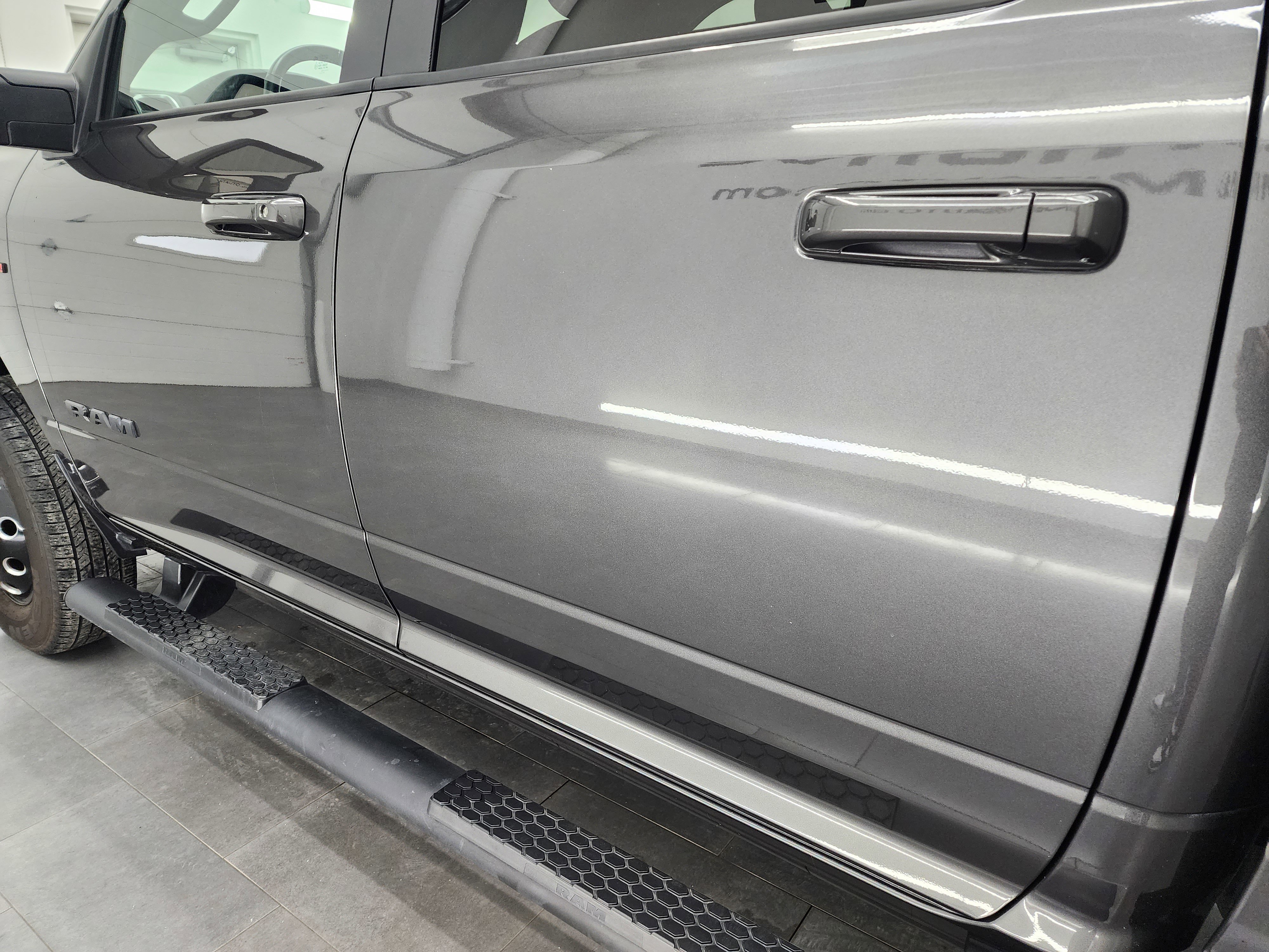 Used 2024 RAM 3500 Big Horn w/ Night Edition image 32