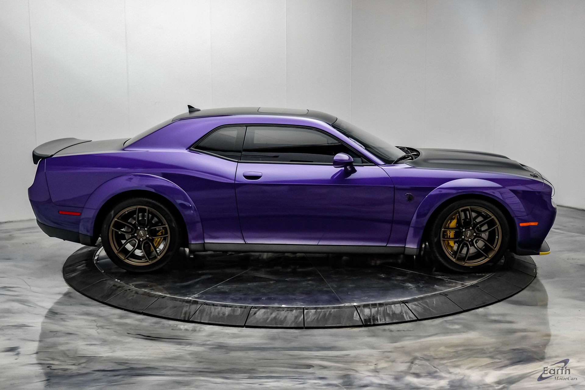 Used 2023 Dodge Challenger SRT Hellcat RWD image 24